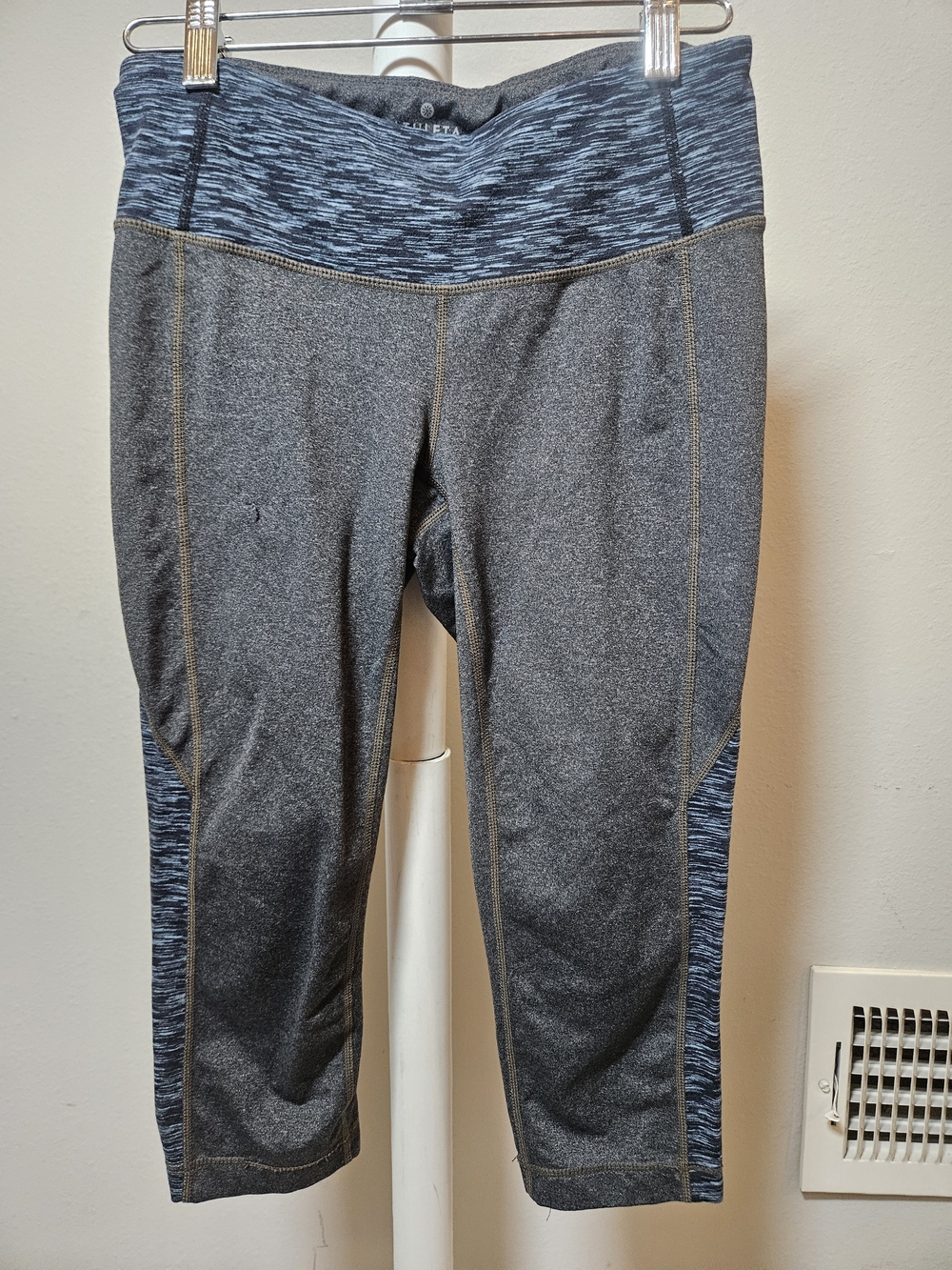Athleta Small Petite Grey and Blue Capri Leggings
